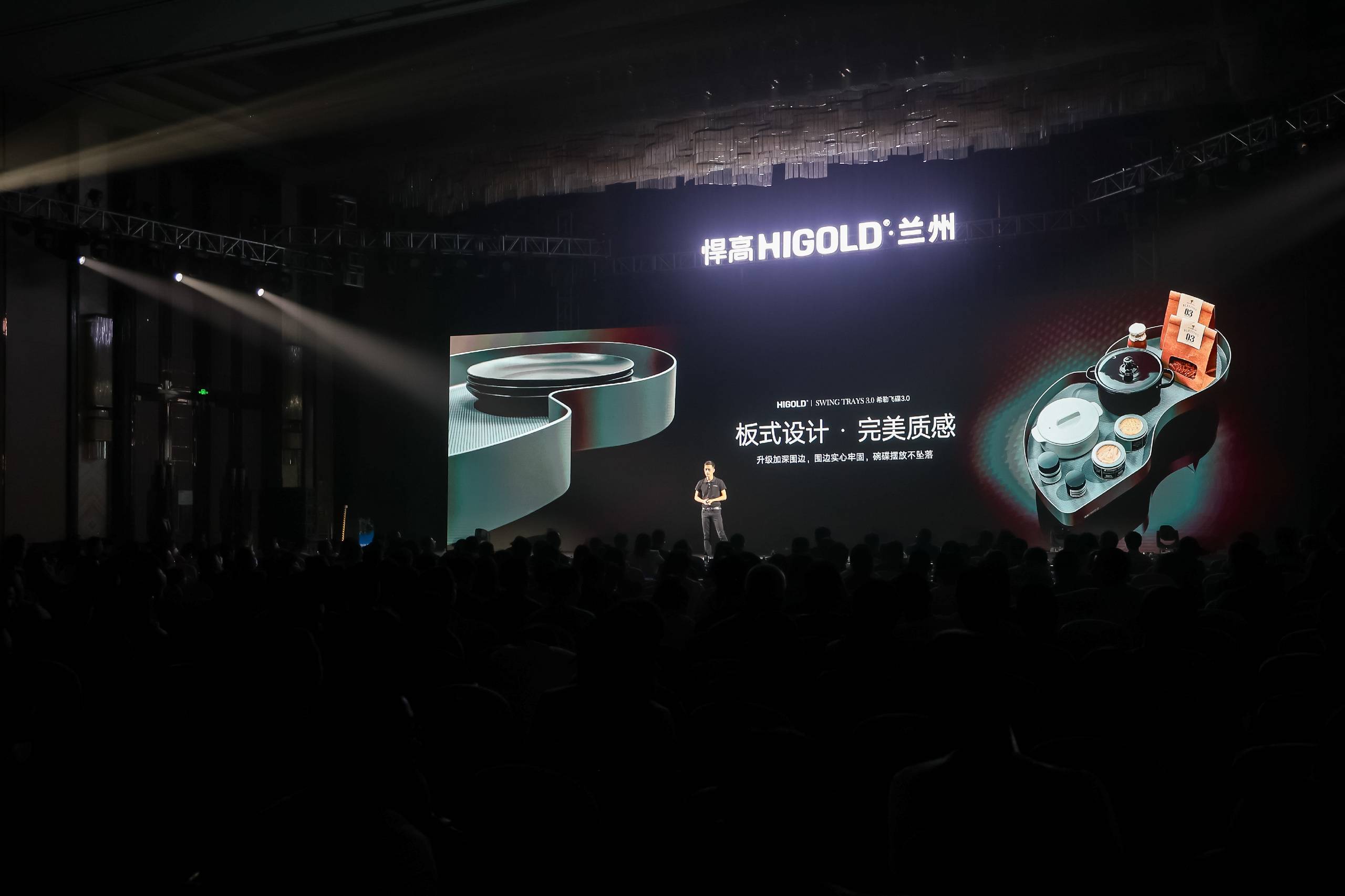 RON_0767.jpg RON_0767.jpg