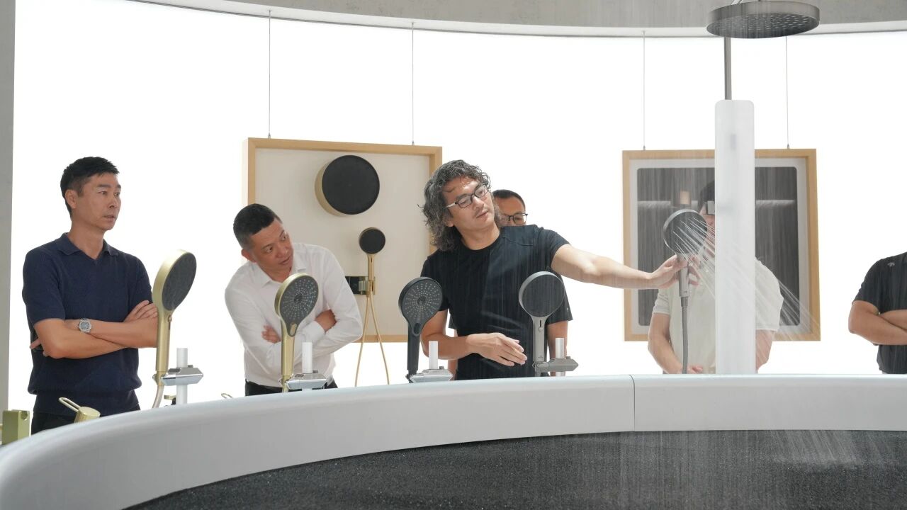 盈峰集團、顧家家居到訪悍高